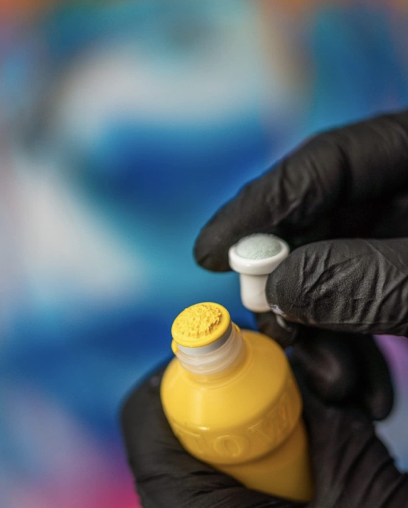 Molotow DRIPSTICK Empty Squeeze Bottle Marker, Reusable and Refillable with Any Paint Ink Color, 10mm Nib, Holds 70ml (830.203), Black - Image 9