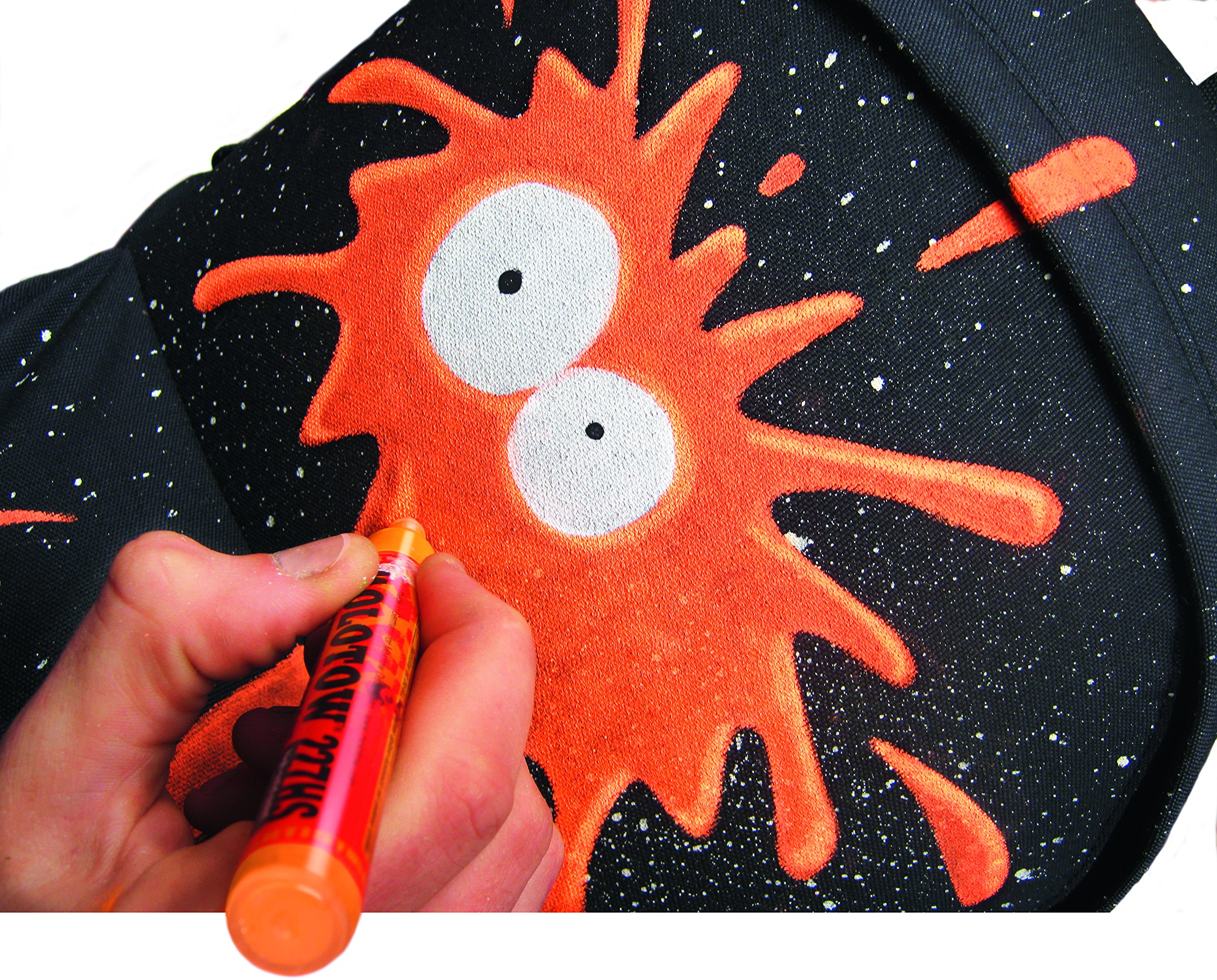 MOLOTOW ONE4ALL Acrylic Paint Marker, 4mm, True Blue, 1 Each (227.206) - Image 9